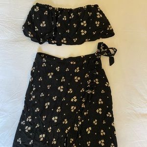 Two piece skirt set